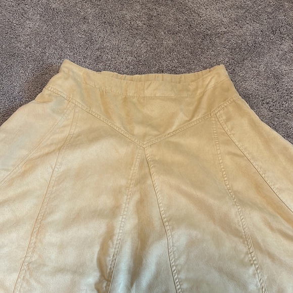 Coldwater creek size 8 khaki skirt fall - Picture 3 of 7